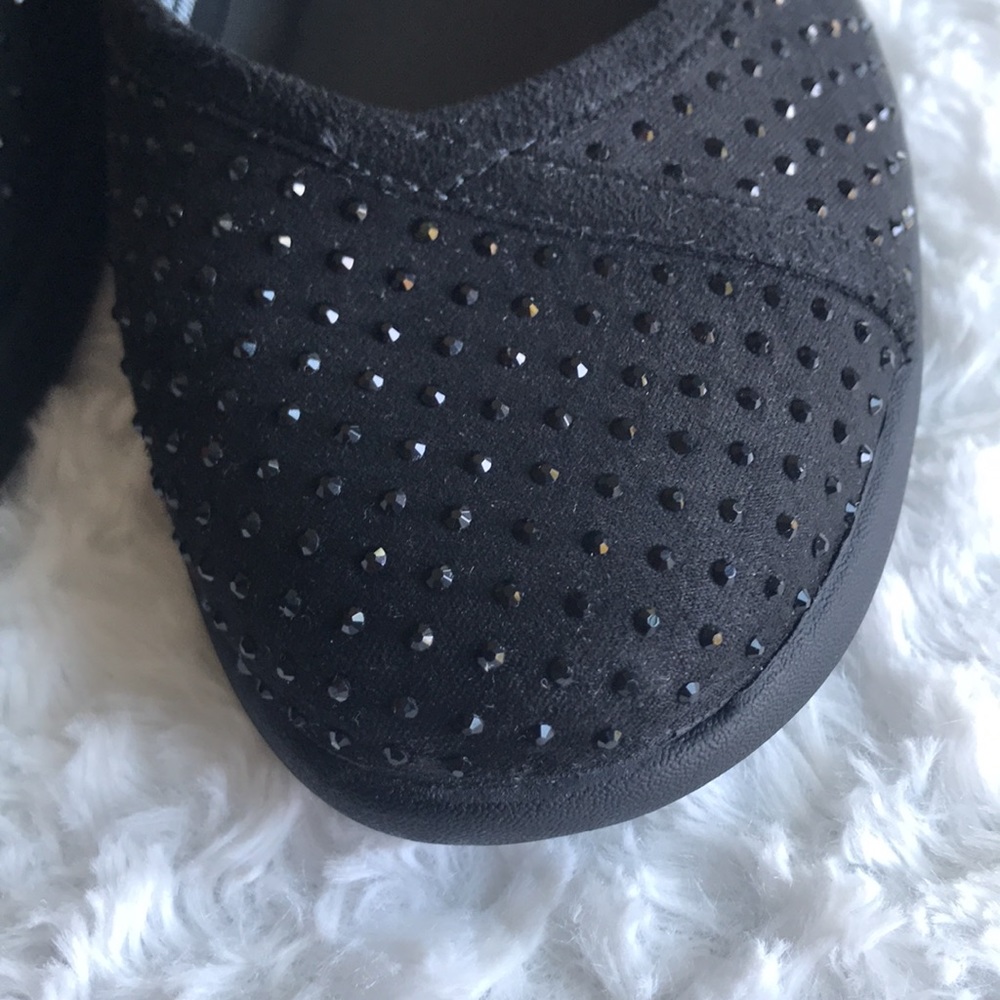 Flex Step Women’s Rhinestone Slip ons - Picture 3 of 12
